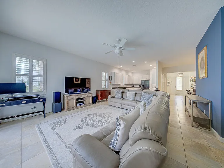 3346 Josephine St — Photo 12
