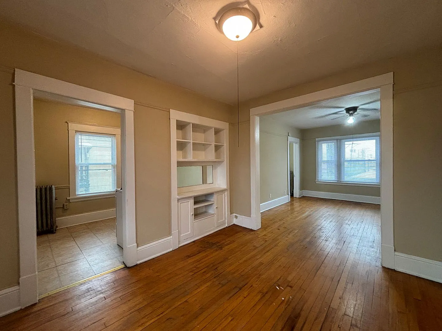 1530 Sherburne Ave — Photo 1