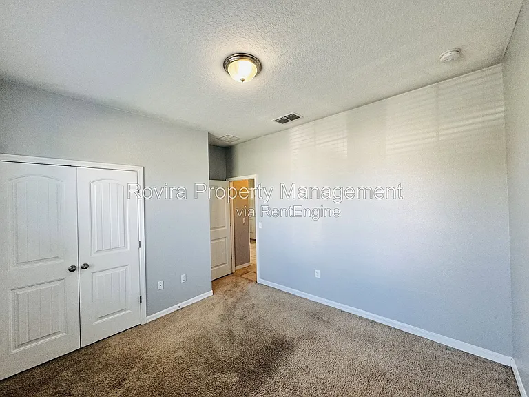3221 Olivia Breeze Dr — Photo 9