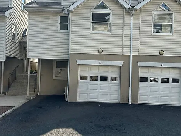 12 Prospect Gdns, Spring Valley, NY 10977