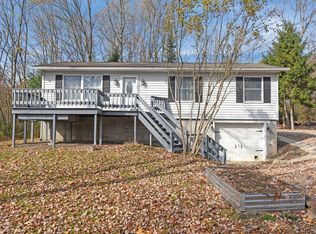 428 Greenlawn Dr, Howard, OH 43028