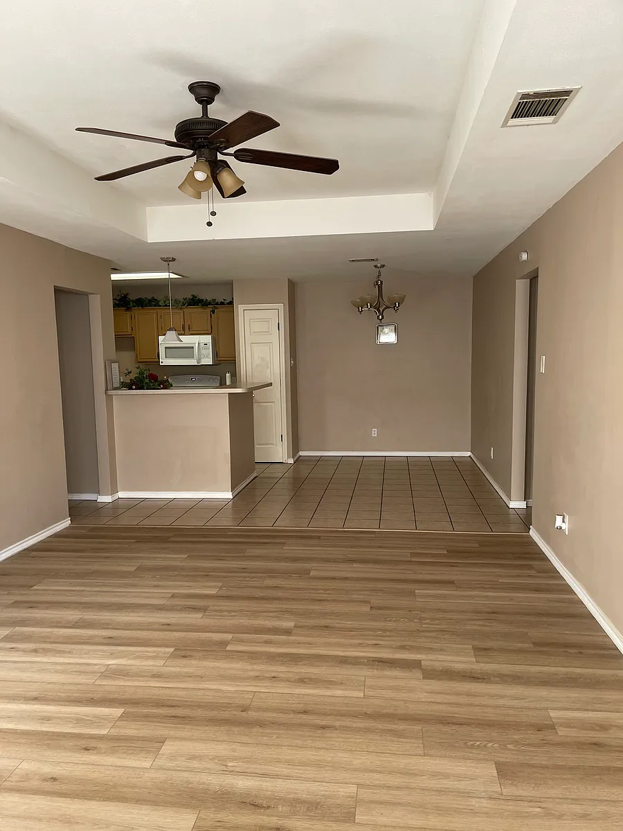 Building Photo - 225 Juniper Ridge Ct