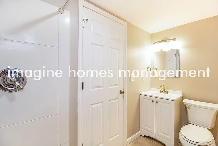 607 W Kemper Rd — Photo 14
