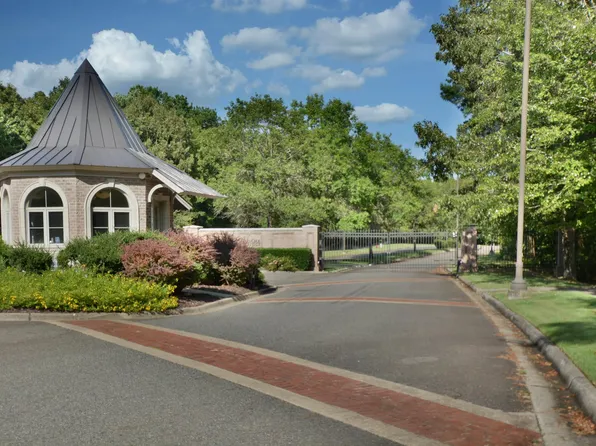14 Gardens Gate Cir, Hot Springs National Park, AR 71913