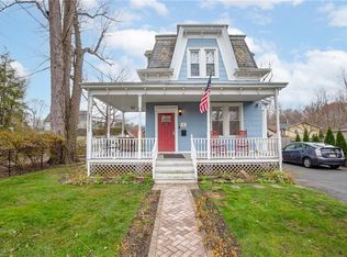 11 Bell Ln, Tappan, NY 10983