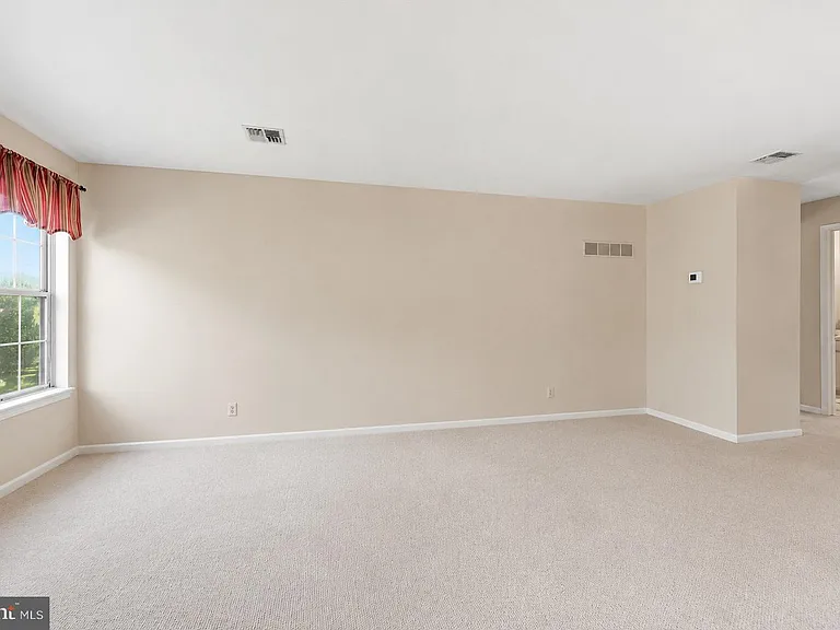 700 Bradford Ter #184 — Photo 6