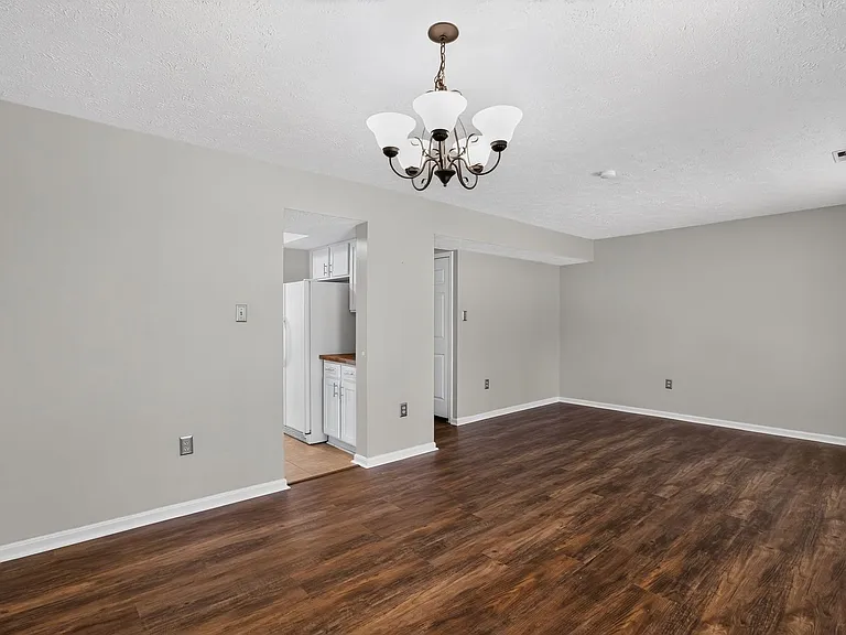 6003 Bobcat Ct — Photo 5