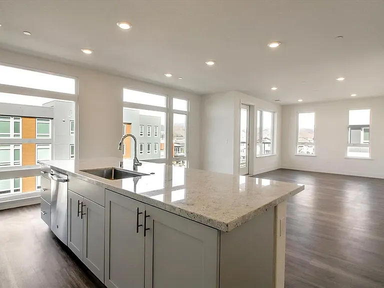 5933 Sunstone Dr #414 — Photo 2
