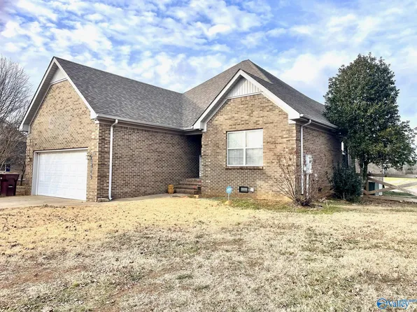 20749 Sandlin Rd, Elkmont, AL 35620