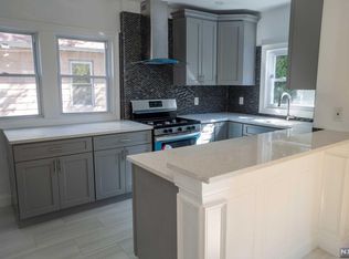 78 Pine Grove Ter #80, Newark, NJ 07106