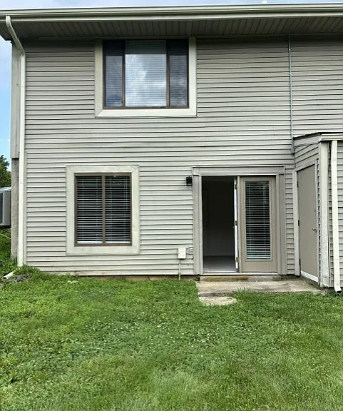 1165 Mount Rushmore Way #B — Photo 25