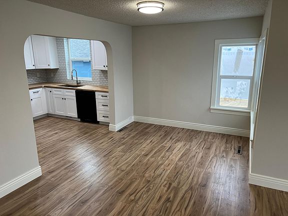 4th image of 522 E Kearney St