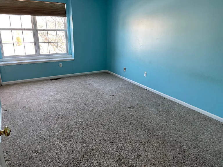 162 Easton Dr — Photo 12