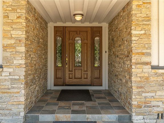 4th image of 2034 Vista Ln