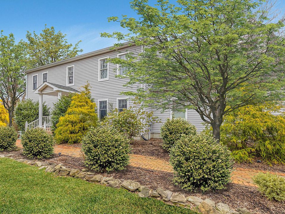 320 Noyack Rd, Southampton, NY 11968 Zillow