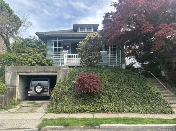 48 Ferris Pl, Ossining, NY 10562