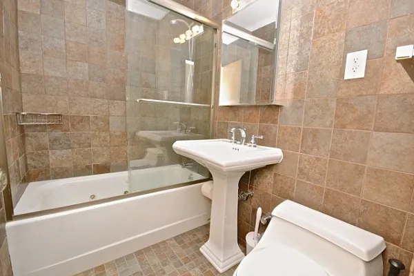 Rented by Citi Habitats | media 8