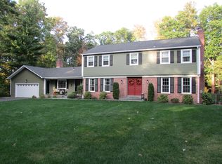 6 Eastwood Dr, Wilbraham, MA 01095