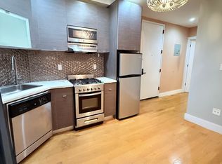 336 Chauncey St #1F, Brooklyn, NY 11233