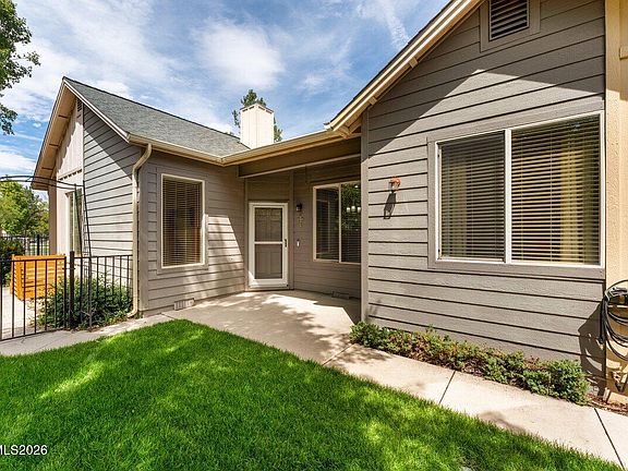 2nd image of 5627 Crescent Hill Way