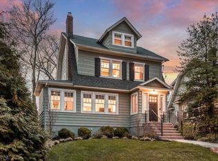 7 Oakland Ter, Maplewood, NJ 07040