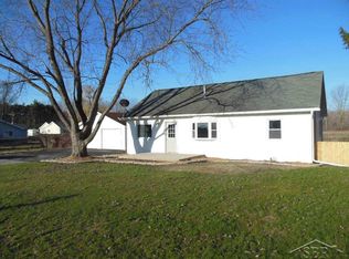 4454 S Sasse Rd, Hemlock, MI 48626
