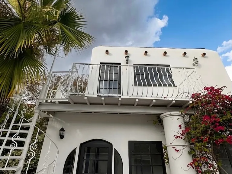 710 Adelaide Pl — Photo 30