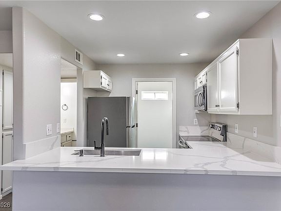 3rd image of 1800 Edmond St Unit 125