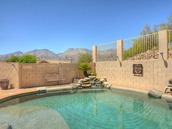 3rd image of 7859 E Whileaway Pl