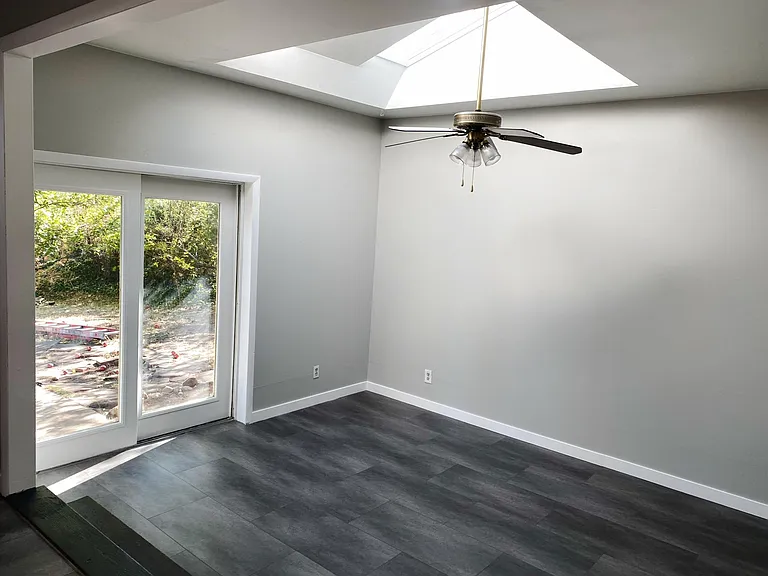920 Miami Way — Photo 5