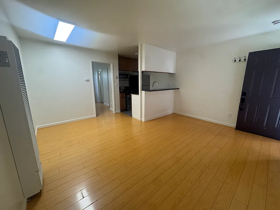 6605 Shattuck Ave #2