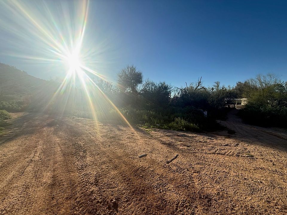 1st image of N 82nd Pl