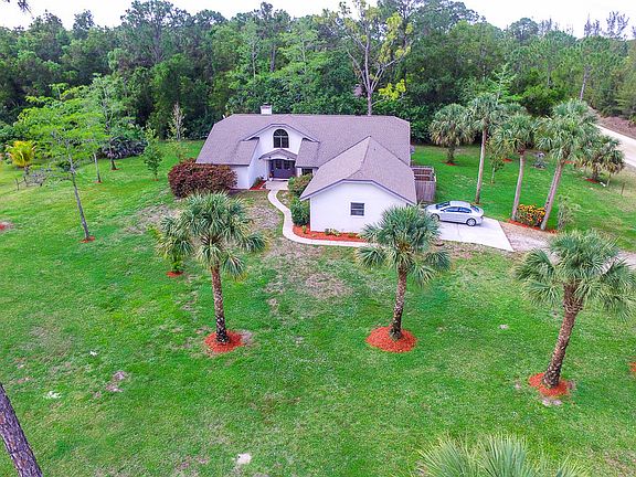 5th image of 16972 W Calder Dr