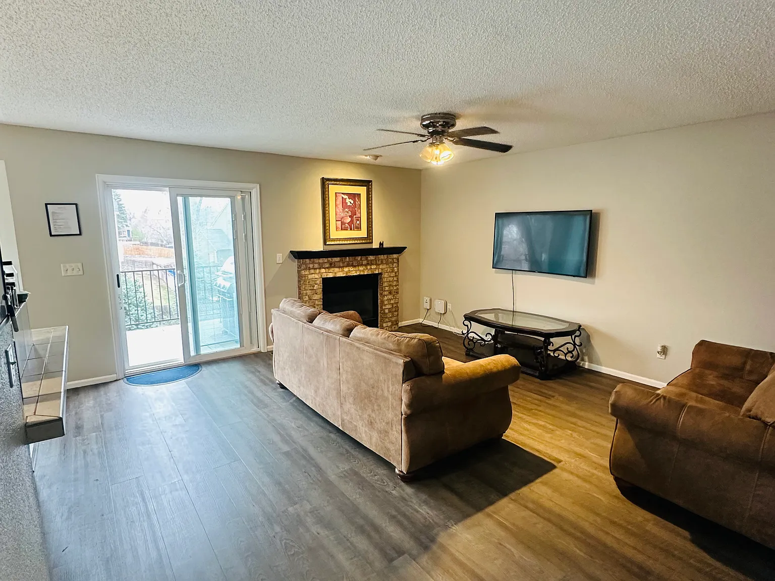 3 bed, 2741 sqft, $900 — Photo 4