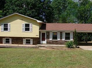 6685 Bedford Rd, Rex, GA 30273