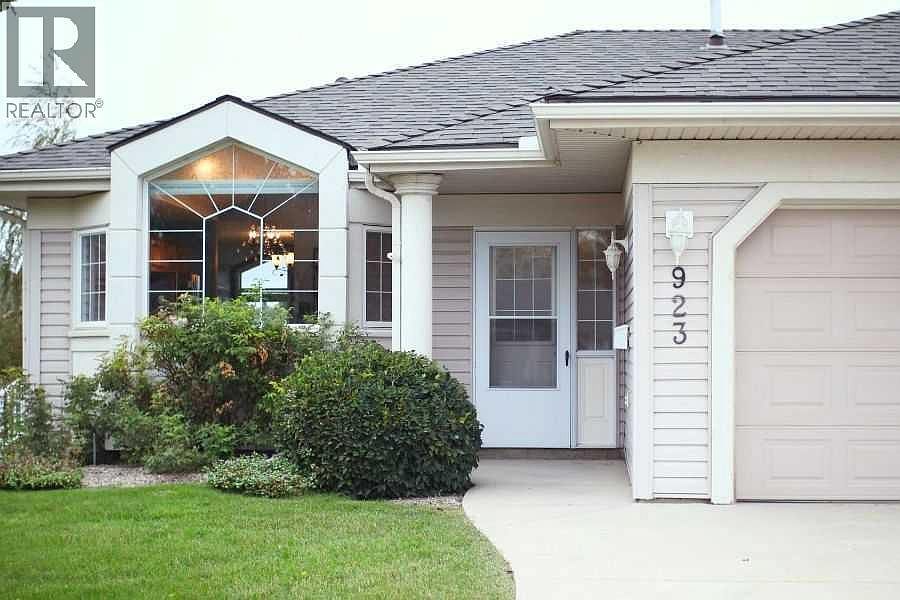 1st image of 923 Nativity Bay