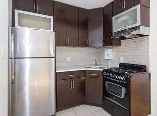 30-17 34th St #1C, Astoria, NY 11103