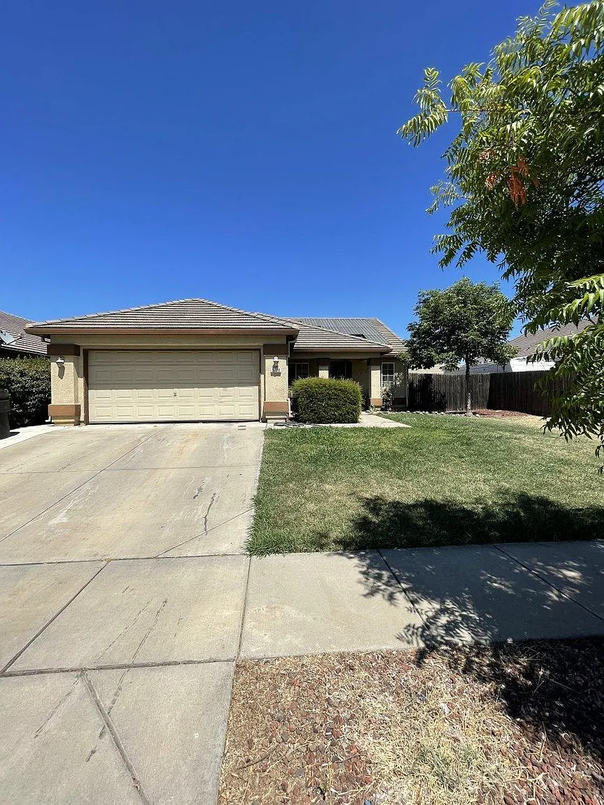 5789 Park Ave photo 1