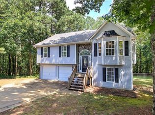 25 Briar Chase Ct, White, GA 30184