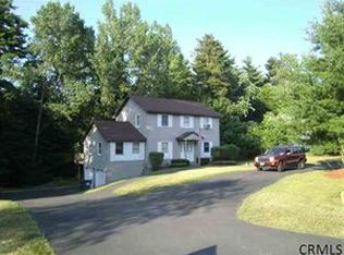 31 Rum Cherry Rd, Malta, NY 12020