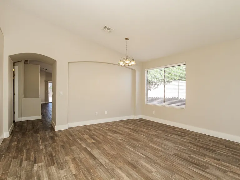 25832 N 66th Dr — Photo 4