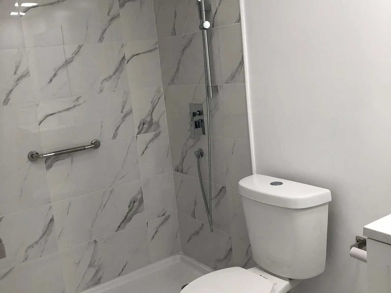1 bed, 600 sqft, $1,800 — Photo 4