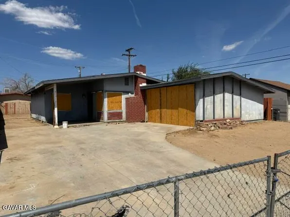 38229 16th St E, Palmdale, CA 93550