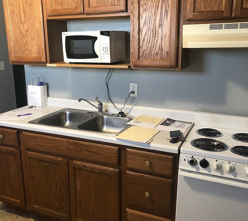 1st image of 511-513 C Ave NW #511-09