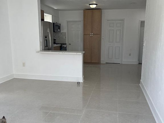 3rd image of 2043 NW 50th St
