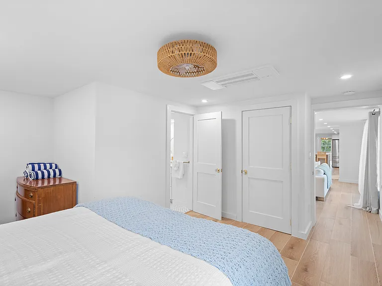 6960 Poinsetta Ave — Photo 13