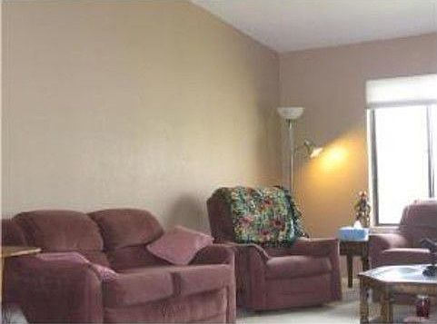 5th image of 4830 Dandelion Ln