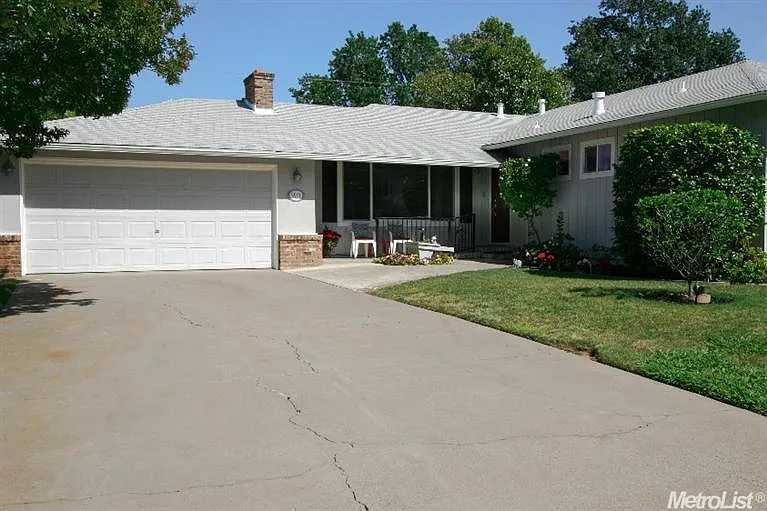 5971 14th St photo 1