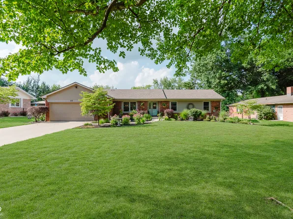 252 Bangor Dr, Indianapolis, IN 46227