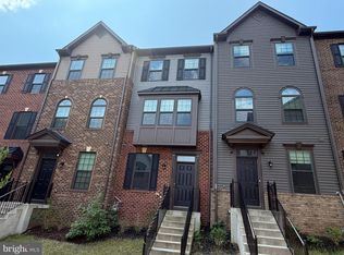 13907 Airfoil Rd, Herndon, VA 20171